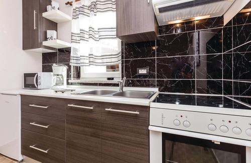 Icici Apartment | Awesome apartment in Icici with kitchen