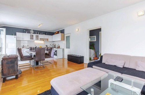 Zurkovo Apartment | Awesome apartment in Kostrena