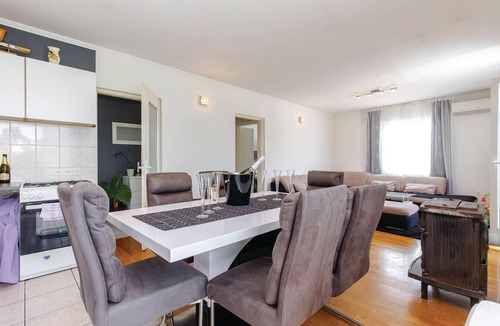 Zurkovo Apartment | Awesome apartment in Kostrena