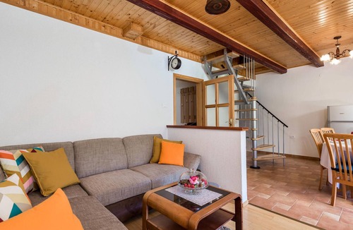 Mrzla Vodica Apartment | Awesome apartment in Lokve