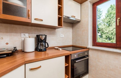 Mrzla Vodica Apartment | Awesome apartment in Lokve