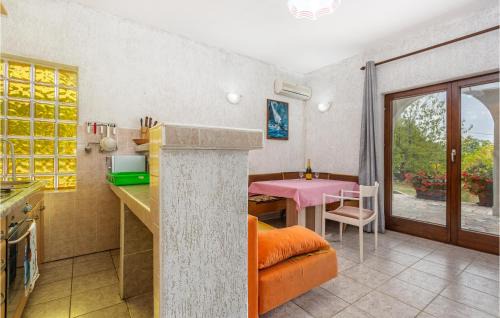 Tribulje Apartment | Awesome Apartment In Malinska With Wifi