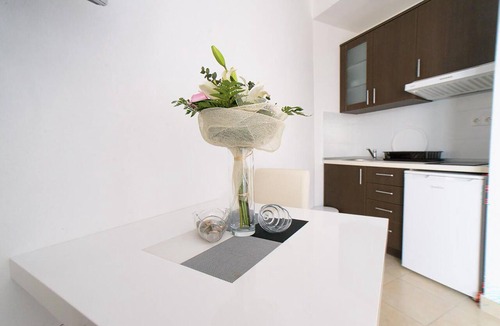 Sreser Apartment | Awesome apartment in Sreser with WiFi