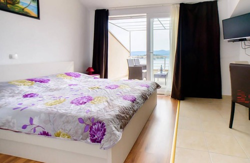 Sreser Apartment | Awesome apartment in Sreser with WiFi