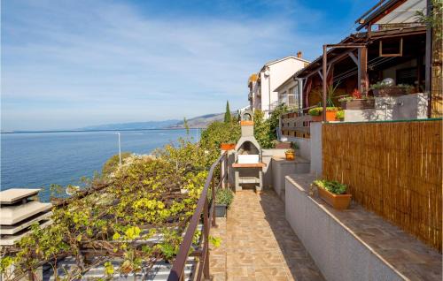 Sveti Juraj Apartment | Awesome Apartment In Sveti Juraj With Wifi