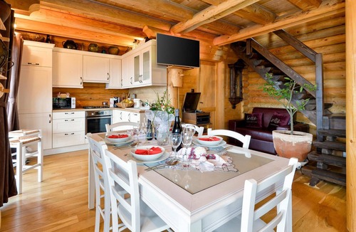 Zagreb Apartment | Awesome Apartment in Zagreb With 2 Bedrooms, Wifi and Outdoor Swimming Pool
