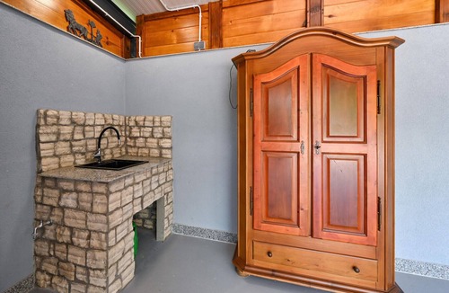 Ludbreg House | Awesome home in Vinogradi Ludbreski