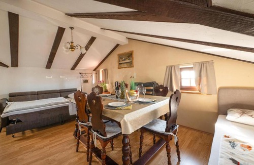 Donja Stubica House | Awesome Home In Donja Stubica