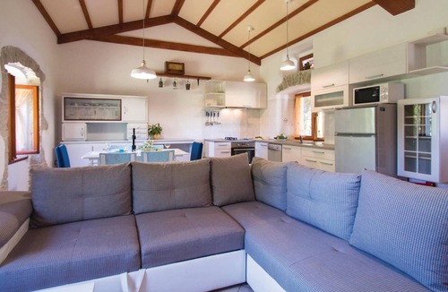 Gondolici House | Awesome home in Gondolici