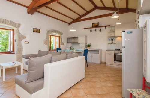 Gondolici House | Awesome home in Gondolici