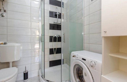 Kostrena House | Awesome home in Kostrena with WiFi