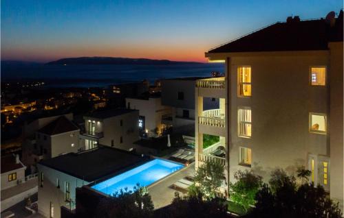 Moca House | Awesome Home In Makarska With Sauna