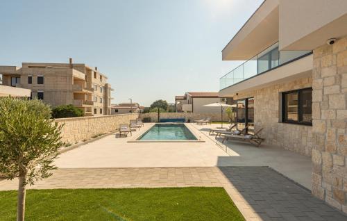Mandre House | Awesome Home In Mandre