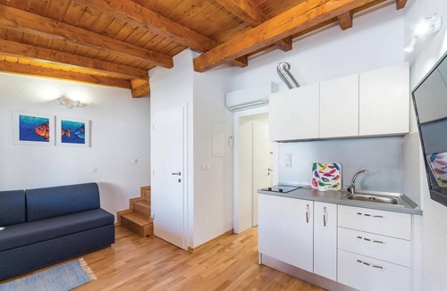 Pag House | Awesome home in Pag with WiFi