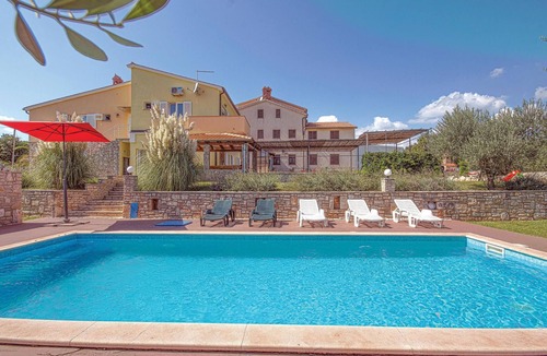 Pavicini House | Awesome home in Pavicini