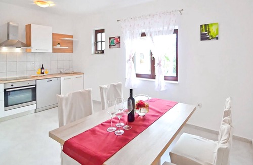 Polaca House | Awesome home in Polaca