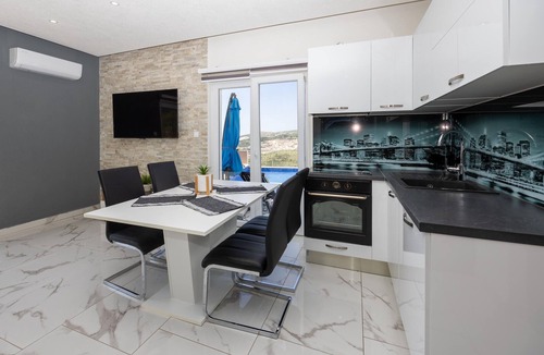 Labin House | Awesome home in Prgomet with WiFi