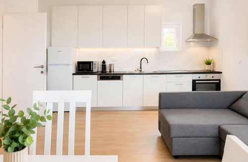 Rovanjska House | Awesome home in Rovanjska
