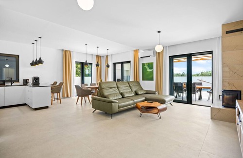 Ugljan House | Awesome home in Ugljan