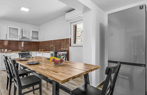 Vrgorac House | Awesome home in Vrgorac
