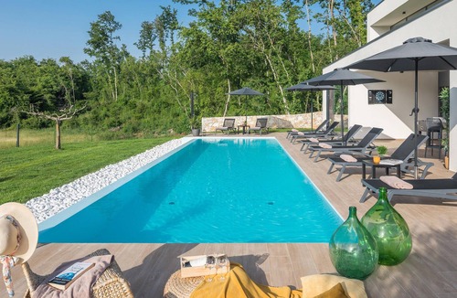 Municipality of Zminj House | Awesome home in Zminj with WiFi