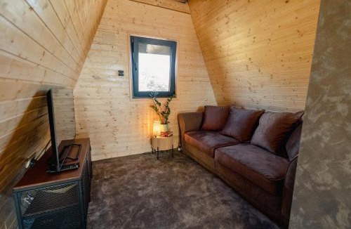 Berkovac Villa | Azalea Chalet