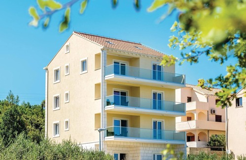 Cavtat Apartment | Beach front apartment in Cavtat