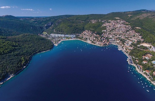 Rabac Apartment | Beach front apartment in Rabac with WiFi
