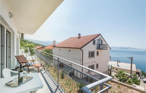 Vratarusa Apartment | Beach Front Apartment In Senj With Wifi