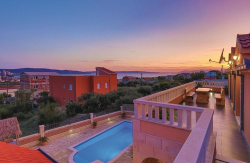 Kastel Sucurac House | Beach front home in Kastel Sucurac