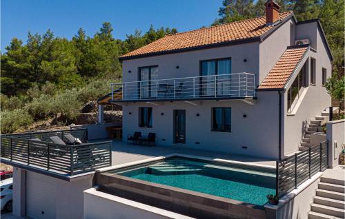 Prigradica House | Beach Front Home In Blato