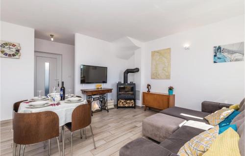 Sarsoni House | Beach Front Home In Kastav