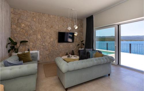 Klek House | Beach Front Home In Klek With Sauna