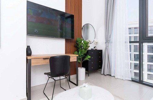 Al Hamriya Apartment | Beachfront Studio W Pool & Gym Access
