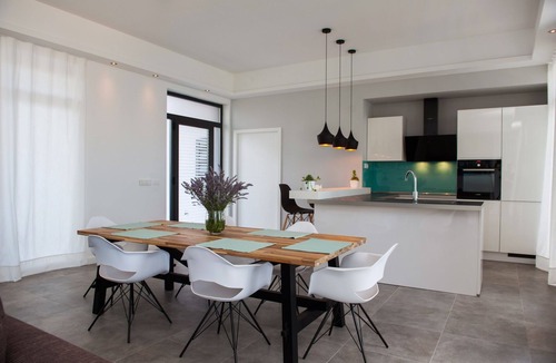 Sutivan Villa | Beachfront Villa Endora with Pool