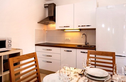 Brulo Apartment | Beakovic No.2 with Balcony
