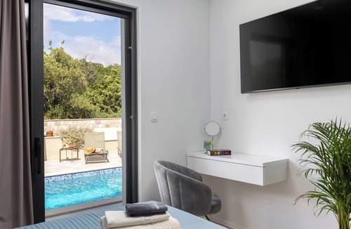Orasac Villa | Beautiful 3-bedroom villa with AC in charming Orašac