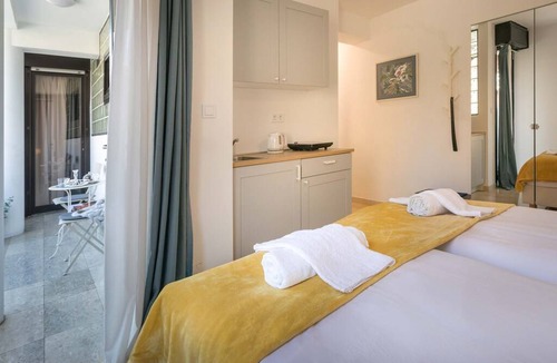 Zagreb Apartment | Beautiful and Cozy Studio near City Center