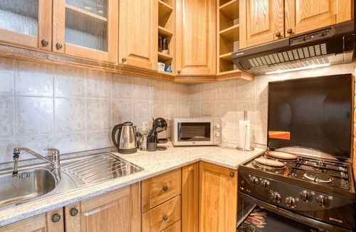 Brod Moravice Apartment | Beautiful apartment for 4 guests with hot tub, WIFI, TV and balcony