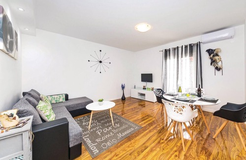 Kastel Stari Apartment | Beautiful apartment in Kastel Stari with WiFi