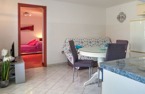 Duga Luka Apartment | Beautiful apartment for 2 people with WIFI, A/C, TV and terrace