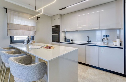 Municipality of Omisalj Apartment | Beautiful apartment for 6 guests with A/C, private pool, WIFI, TV and terrace