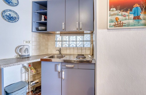 Lovran Apartment | Beautiful apartment for 3 people with WIFI, A/C and TV