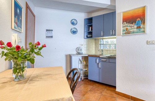 Lovran Apartment | Beautiful apartment for 3 people with WIFI, A/C and TV