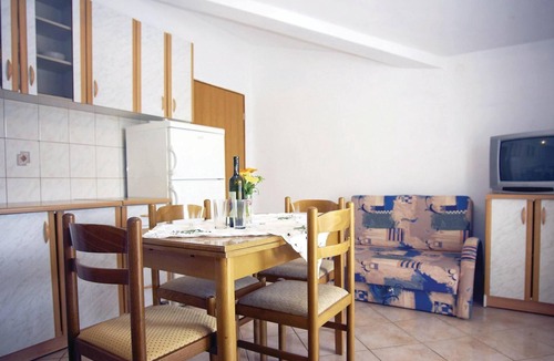 Jadrtovac Apartment | Beautiful apartment in Jadrtovac
