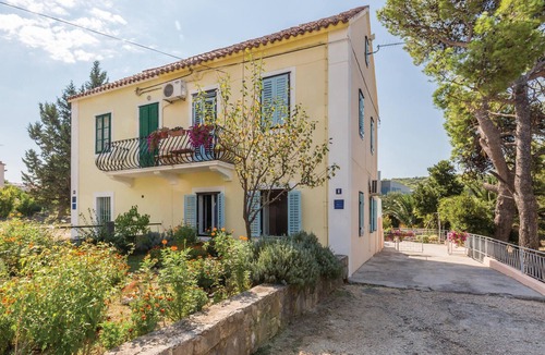 Dugis Apartment | Beautiful apartment in Makarska
