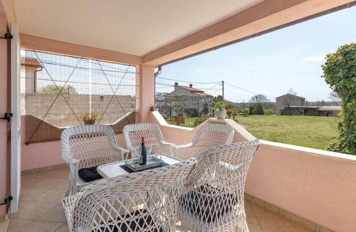 Marcana Apartment | Beautiful apartment in Marcana with WiFi
