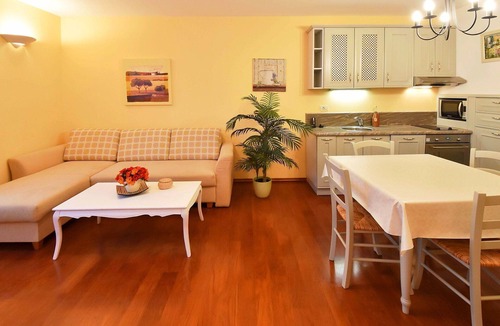 Opatija Villa | Beautiful apartment in villa for 4 people with A/C, WIFI and TV