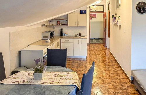 Tribalj Apartment | Beautiful apartment in Tribalj with WiFi