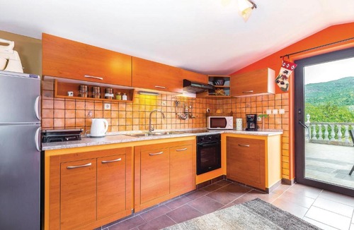 Hreljin Apartment | Beautiful Apartment In Hreljin With Wifi